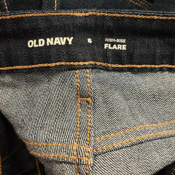 Old navy high rise flare size 6 - Picture 4 of 4